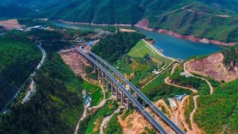 熱烈慶祝同鑫科技簽約云南省S35永金高速永仁至大姚段一體化室外機柜項目