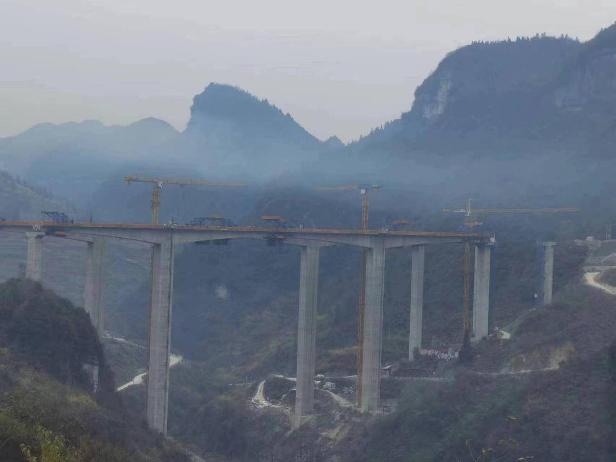 熱烈慶祝同鑫科技簽約貴州桐新高速公路機(jī)電項(xiàng)目